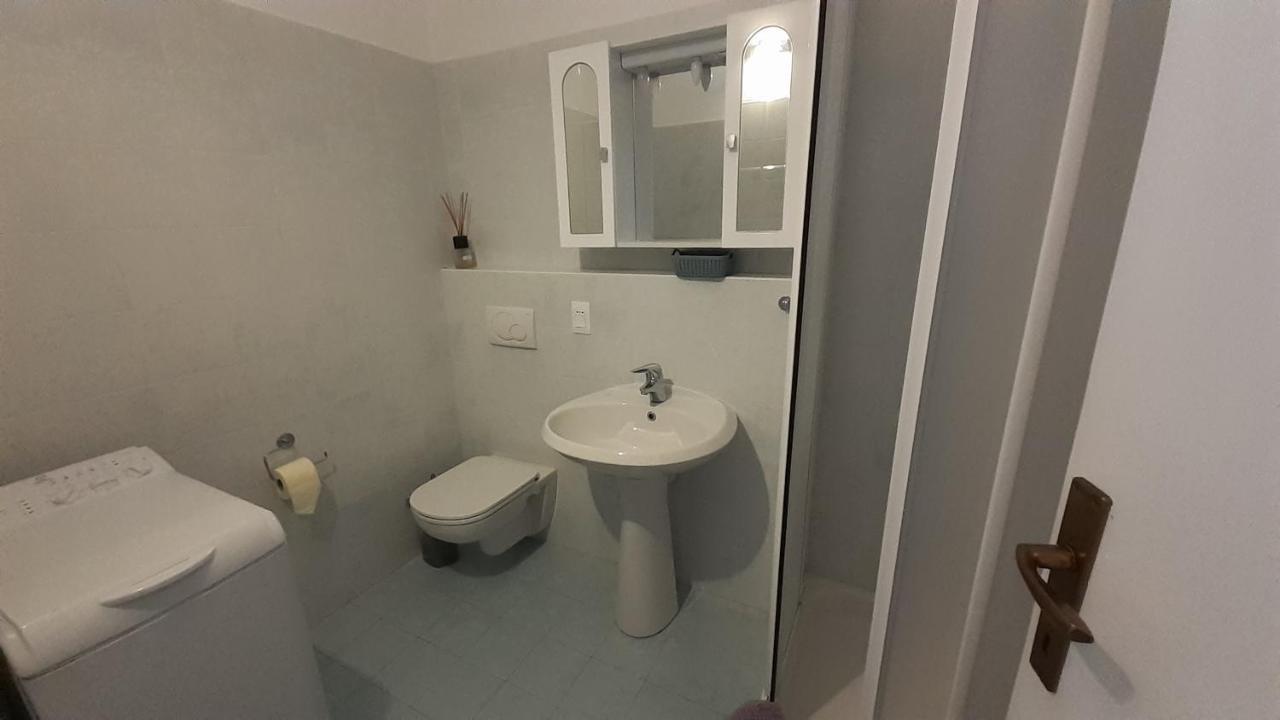 Apartament Flora Moltrasio Zewnętrze zdjęcie